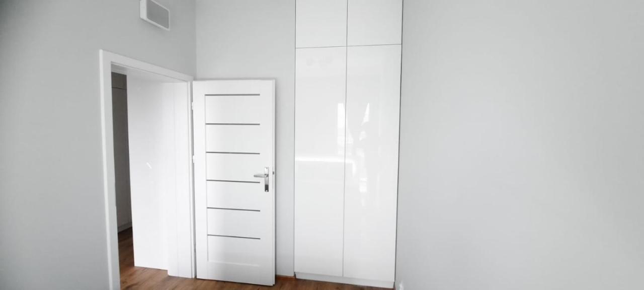 Prymasa Tysiaclecia 83A City Center Viev Sperate Bedroom By Perfect Apart 530 Warschau Exterior foto